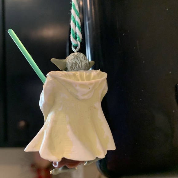 Disney Star Wars Yoda Christmas Ornament - Picture 3 of 4